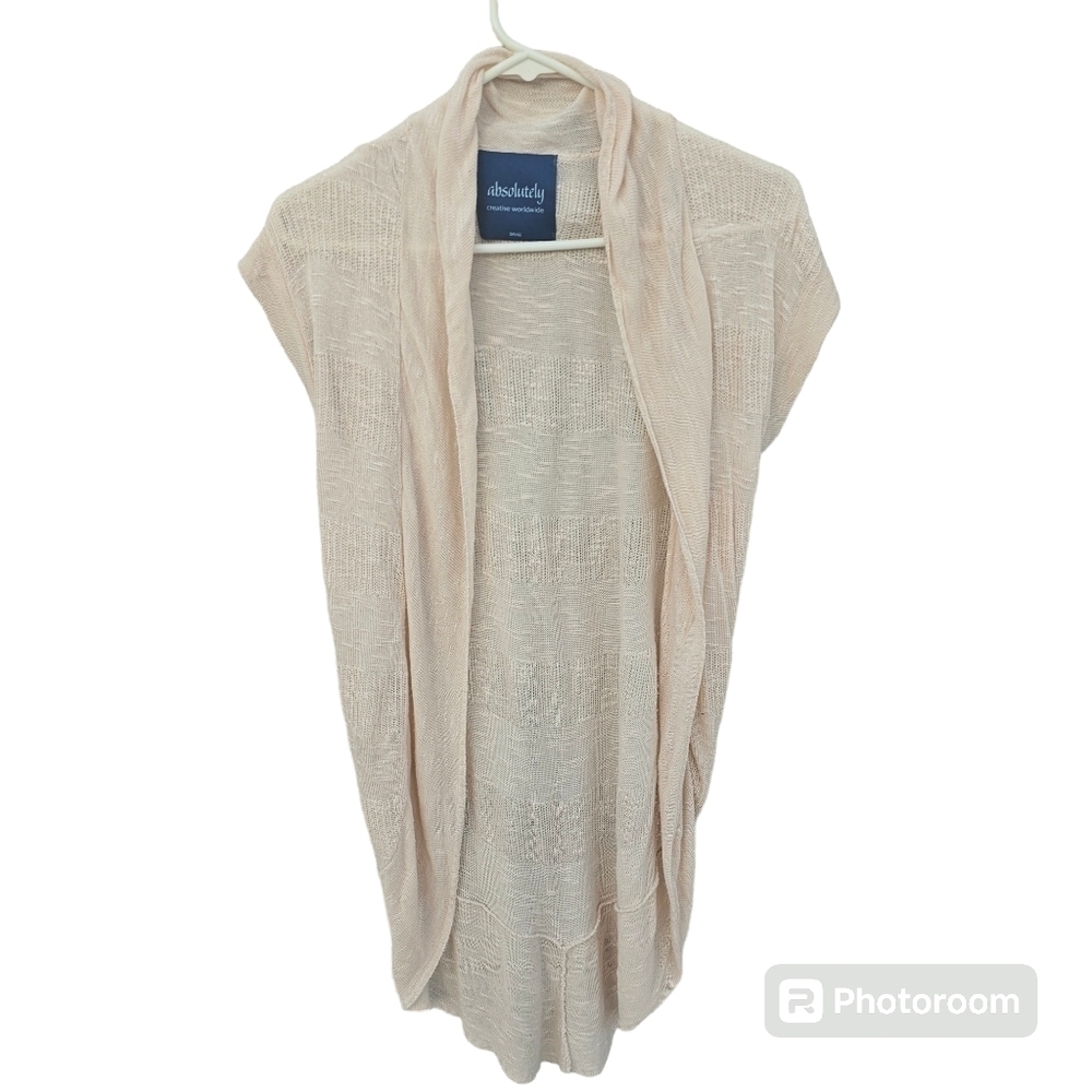 Absolutely Creative Worldwide Cream Colored Short Sleeve Cardigan size small